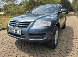 Volkswagen Touareg 2006 Blue
