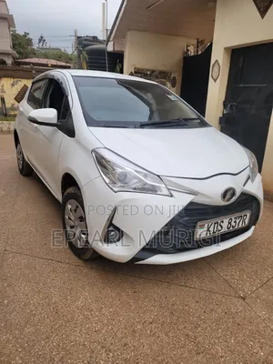 Toyota Vitz 2017 White