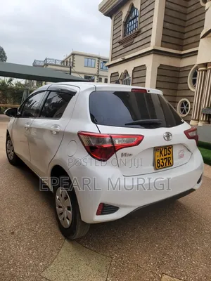 Toyota Vitz 2017 White