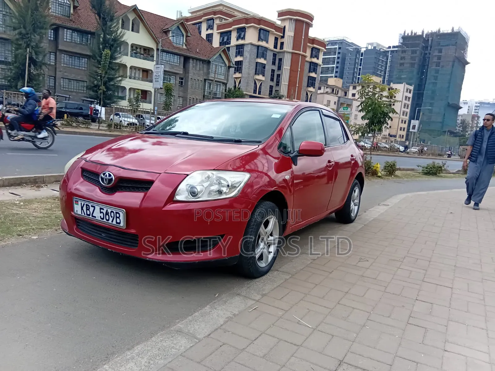 Toyota Auris 2007 Red