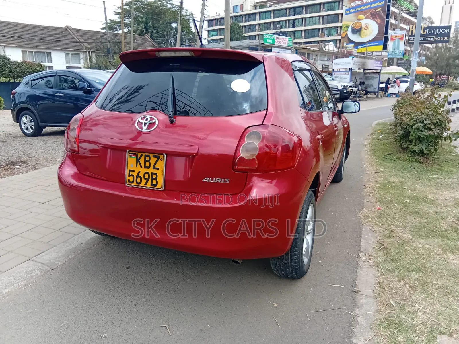 Toyota Auris 2007 Red