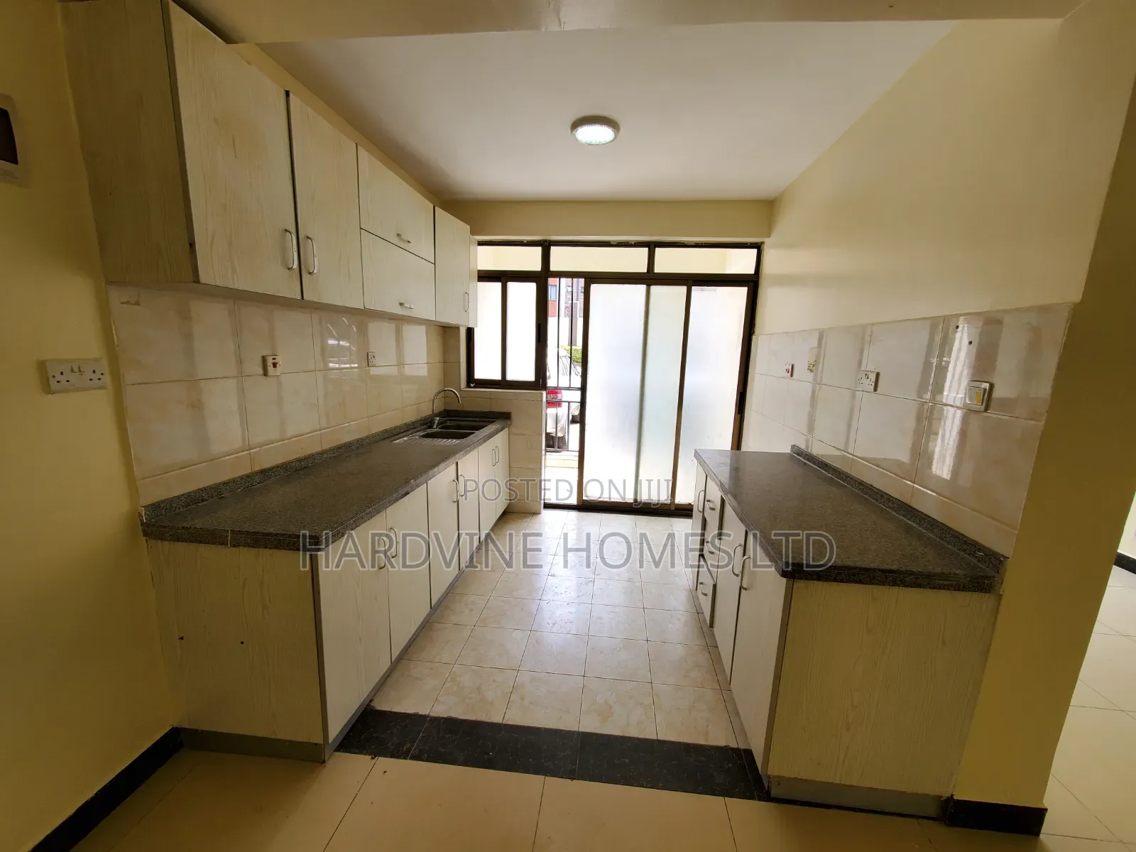 2bdrm Apartment in Valley Arcade for rent