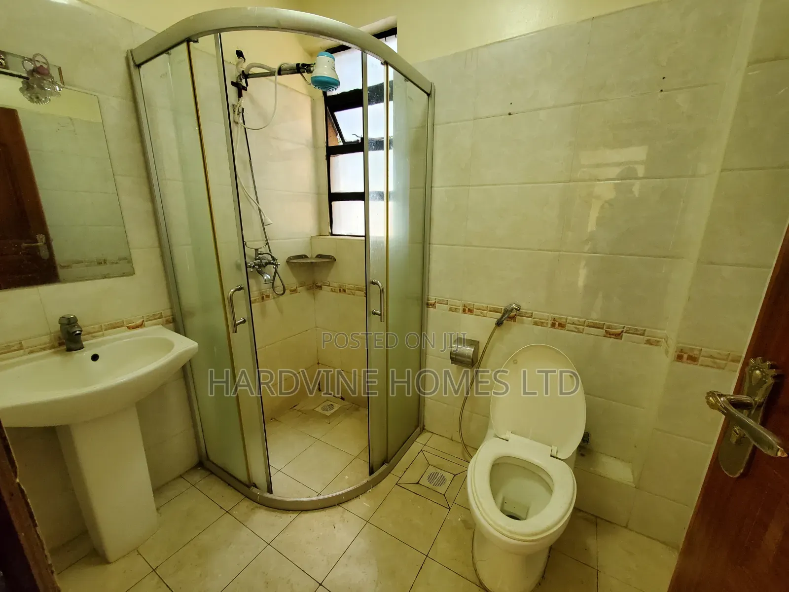 2bdrm Apartment in Valley Arcade for rent
