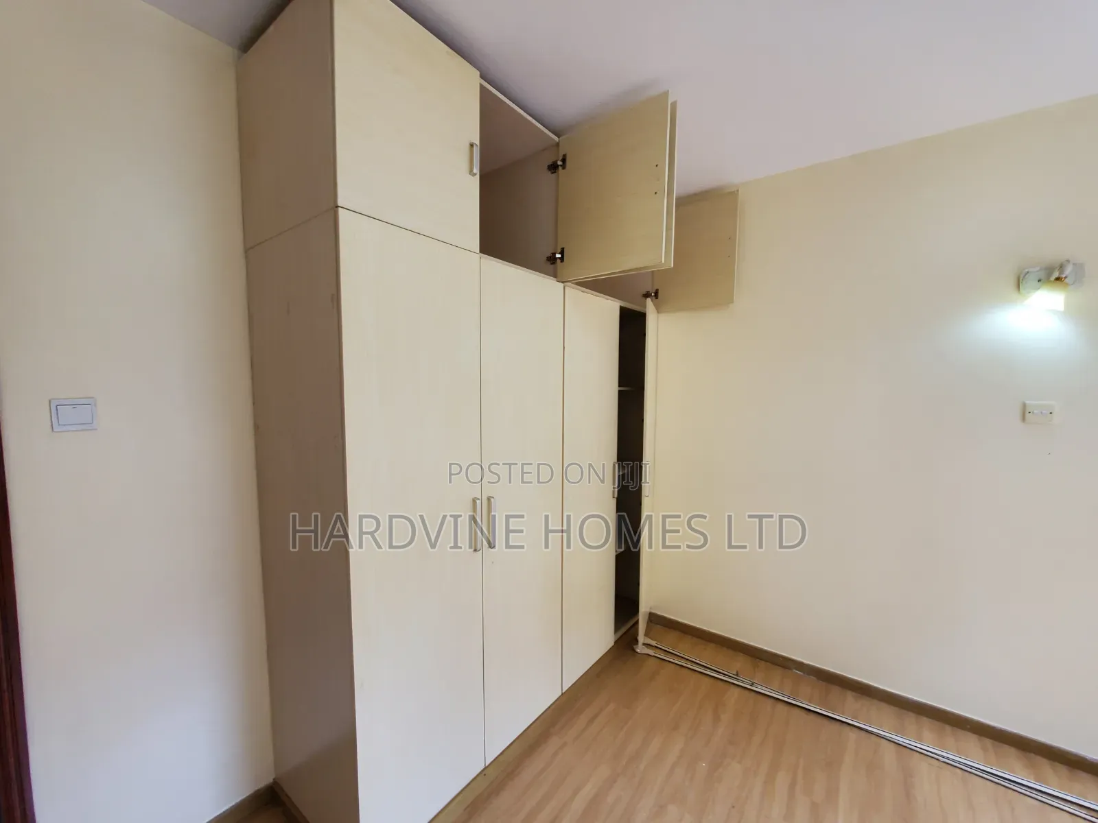 2bdrm Apartment in Valley Arcade for rent