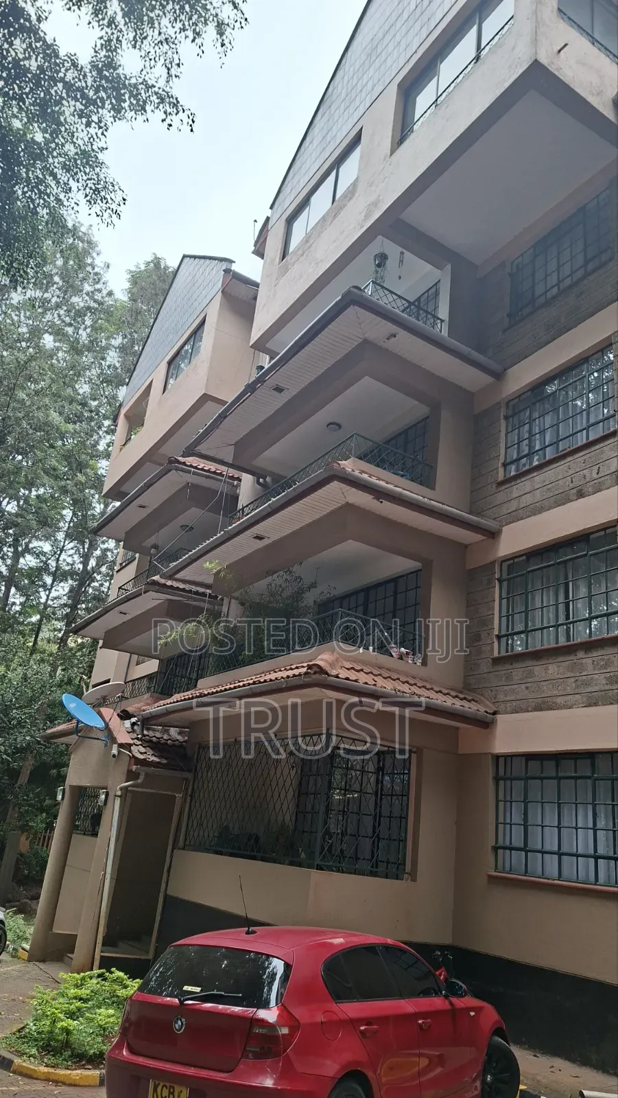 3bdrm House in State House Area for rent