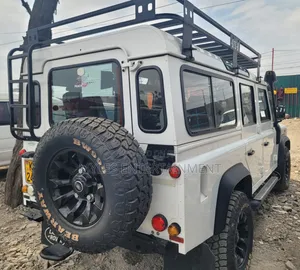 Land Rover Defender 2009 White