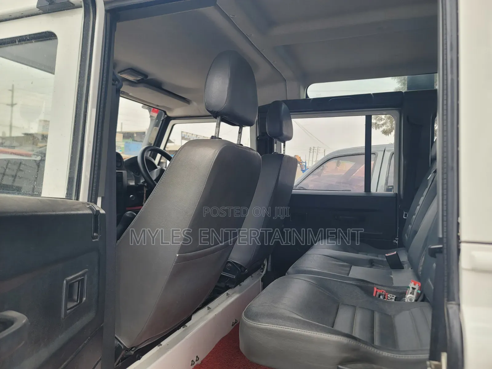Land Rover Defender 2009 White