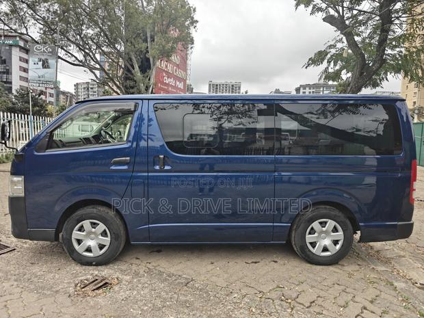 Toyota HiAce 2020 Blue - thumbnail 8