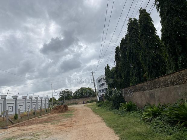 Prime Eighth Acre Plot – Shanzu Serena, Mombasa – KSH 8.5m - thumbnail 2