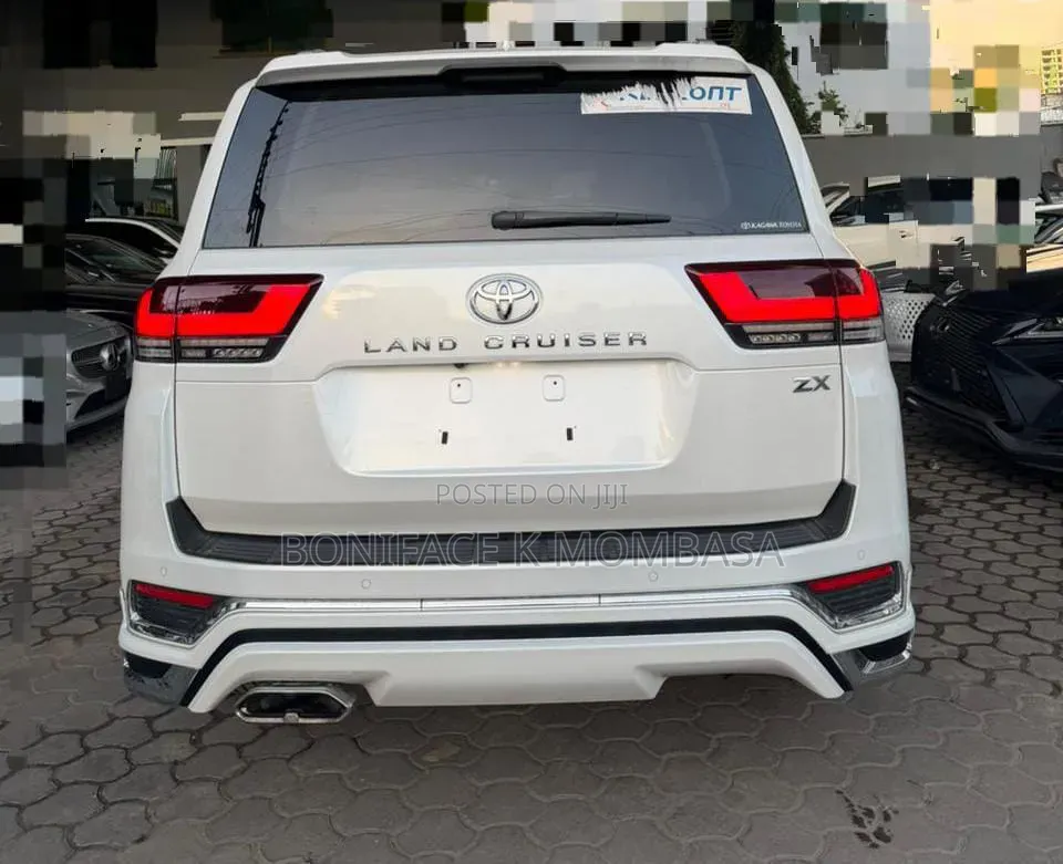 New Toyota Land Cruiser 2023 White