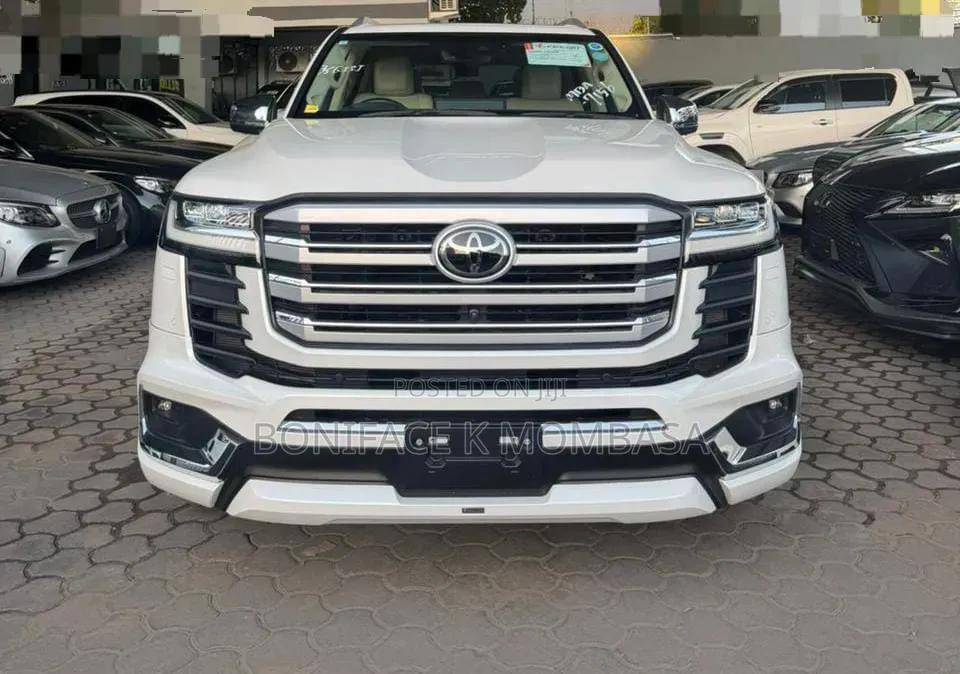 New Toyota Land Cruiser 2023 White