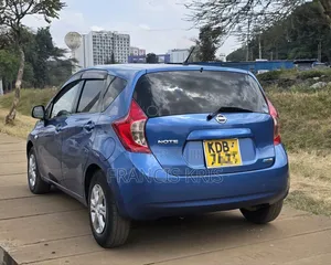 Nissan Note 2014 Blue