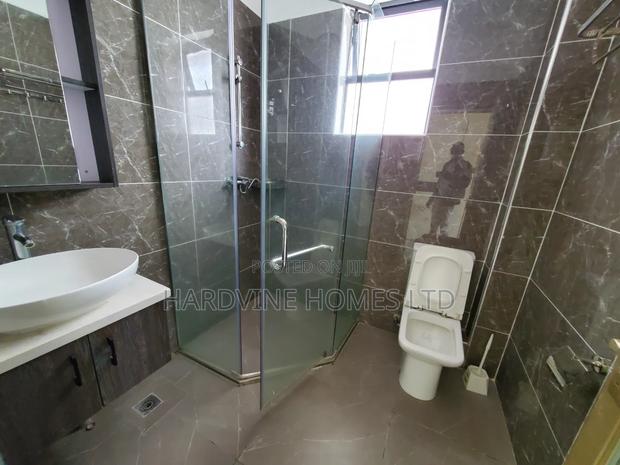 2bdrm Apartment in Valley Arcade for rent - thumbnail 7