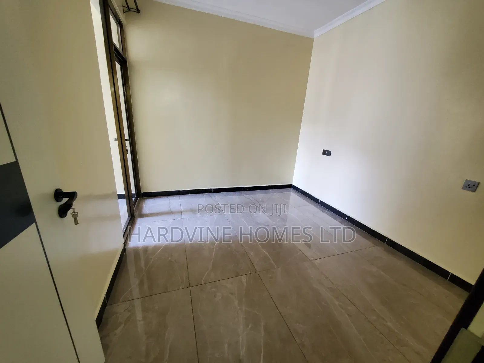 2bdrm Apartment in Valley Arcade for rent