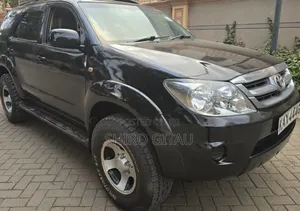 Toyota Fortuner 2006 Black