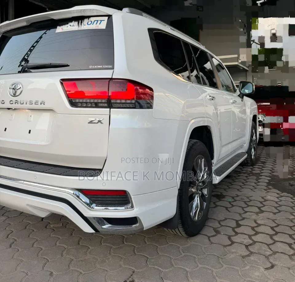 New Toyota Land Cruiser 2023 White