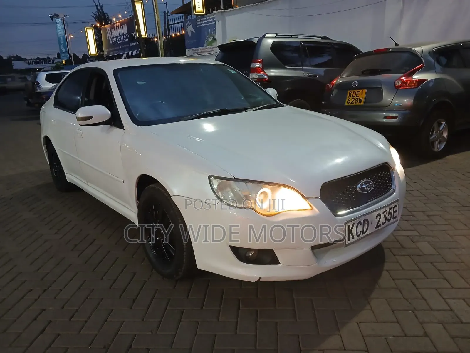 Subaru Legacy 2008 White
