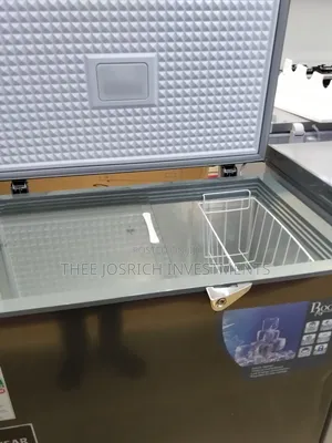Roch 200 Litres Chest Freezer RCF 250-K-B