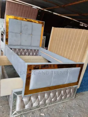 4x6 Classy Chester Bed