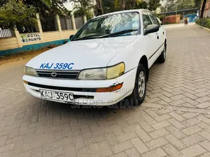 Toyota Corolla 1992 White