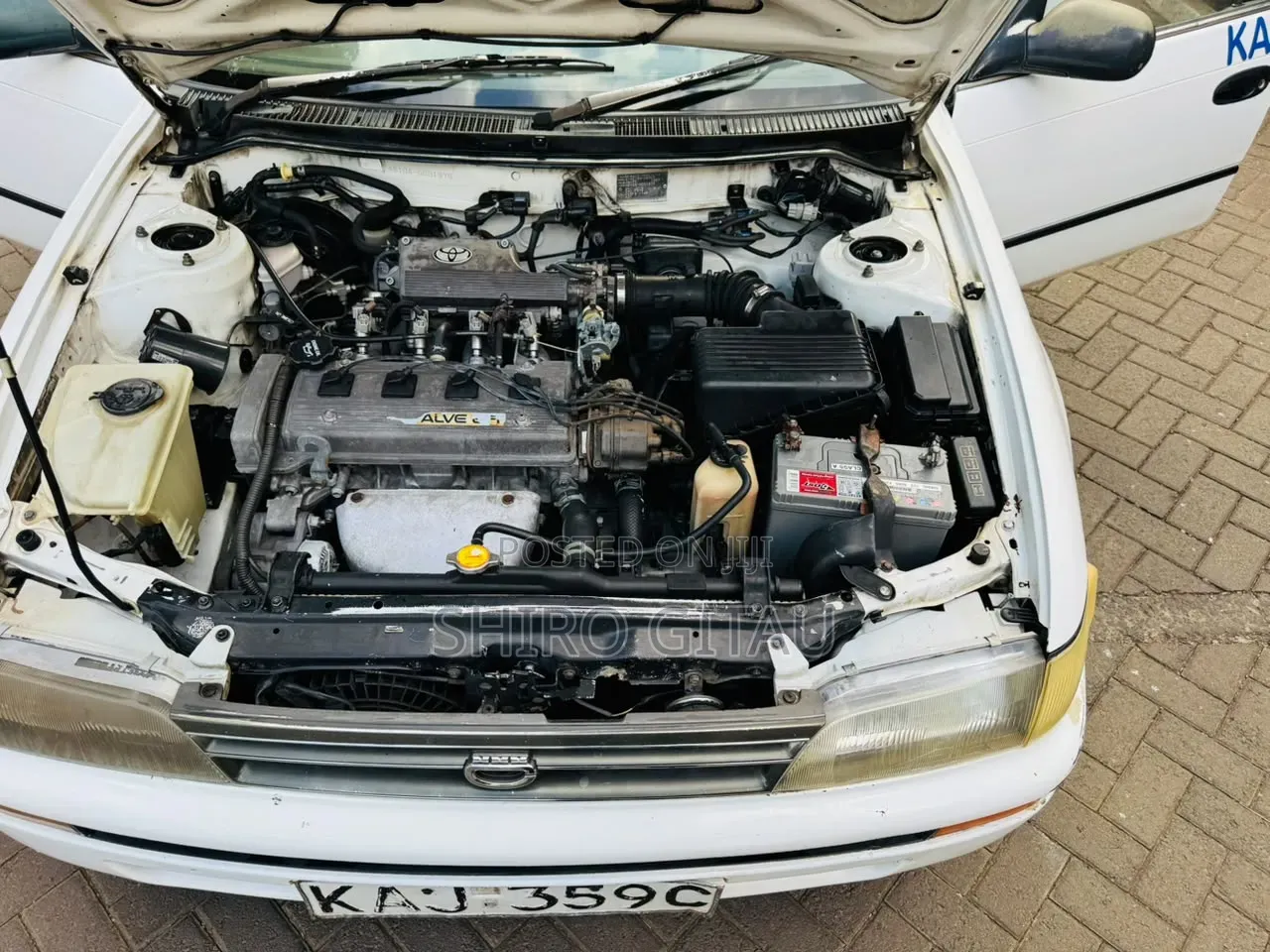 Toyota Corolla 1992 White