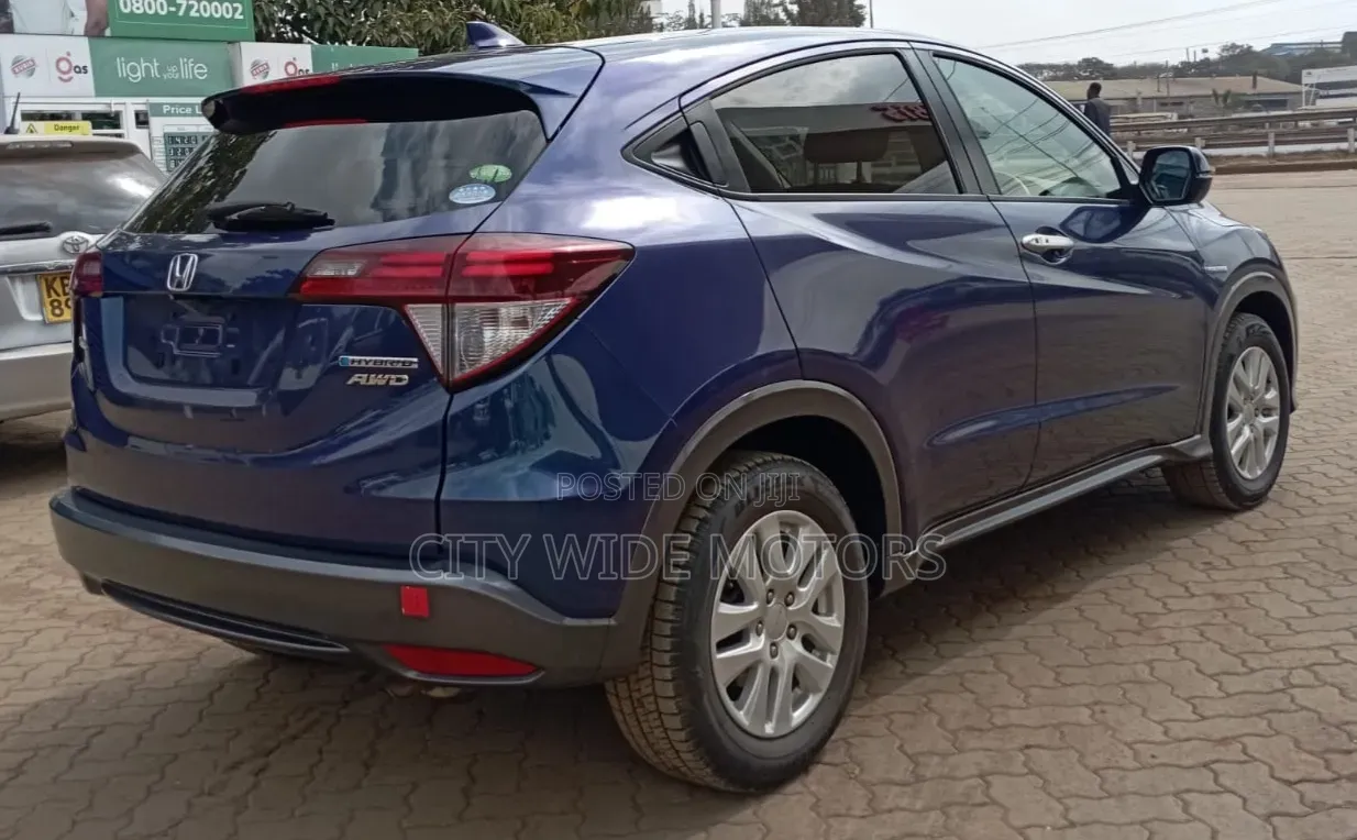 Honda Vezel 2018 Blue