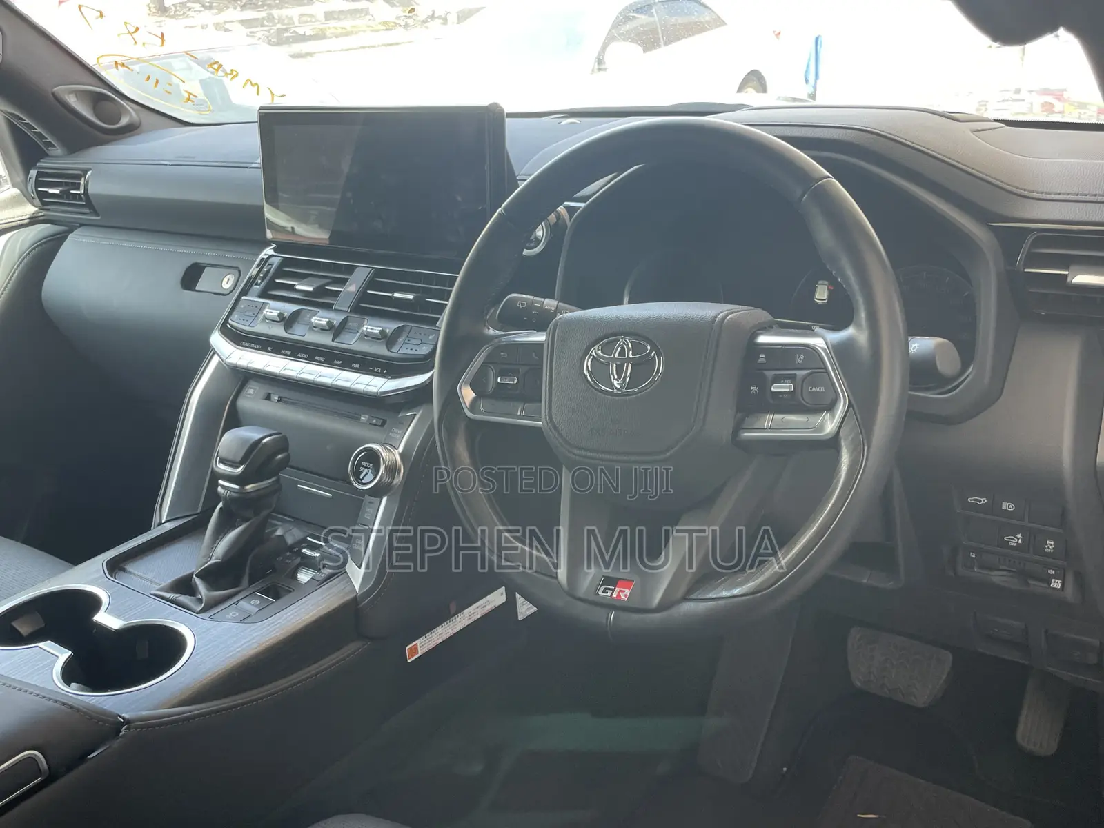 Toyota Land Cruiser LC300 2023 Gray
