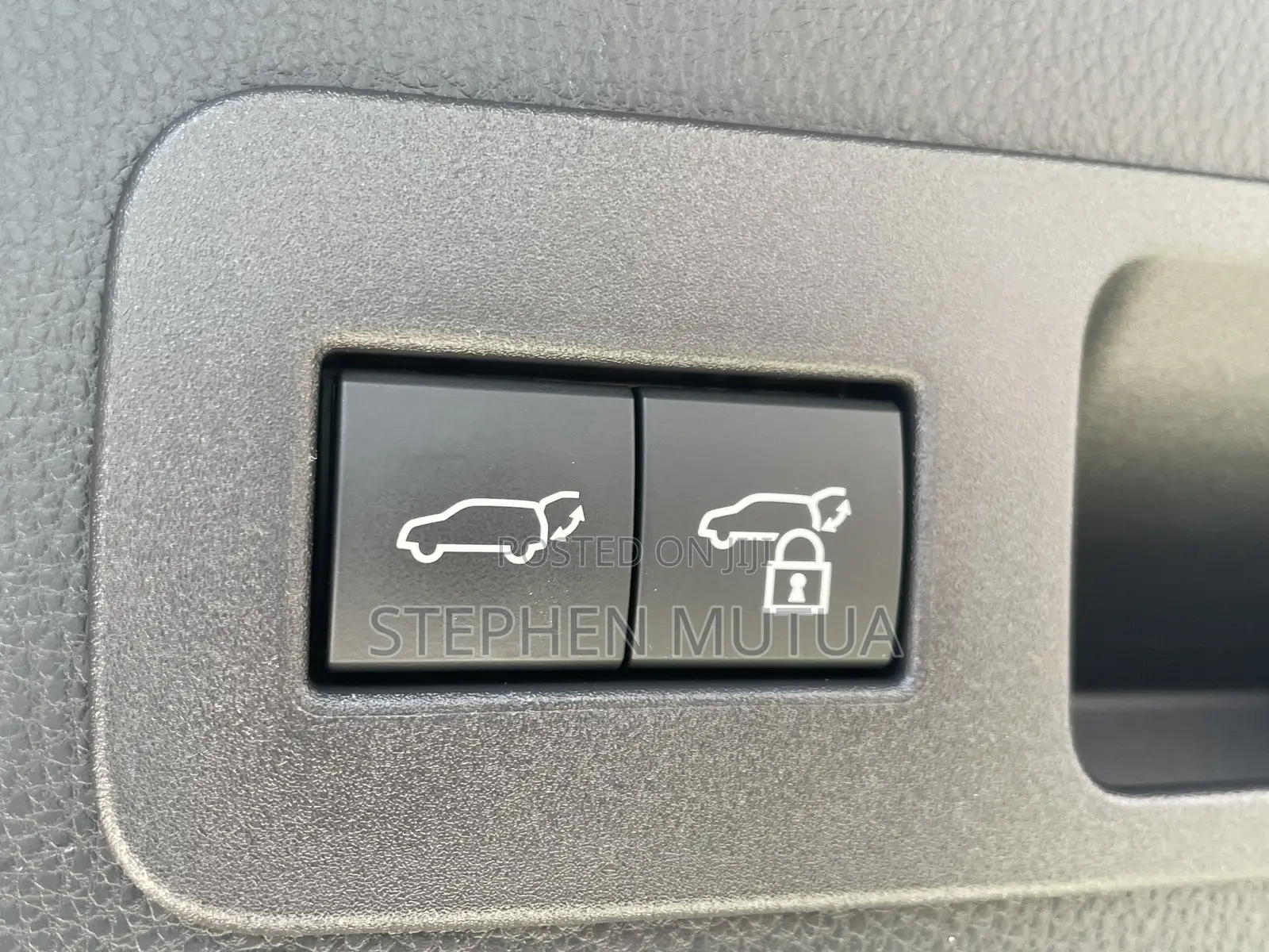 Toyota Land Cruiser LC300 2023 Gray