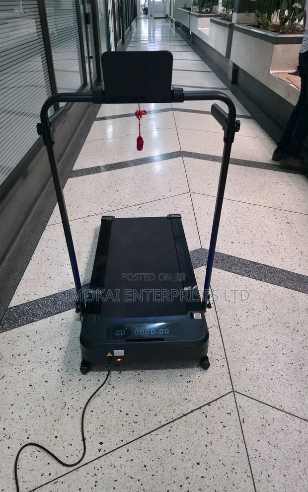 Walking Pad 14km/H, 9% Auto Incline 120kg User Weight