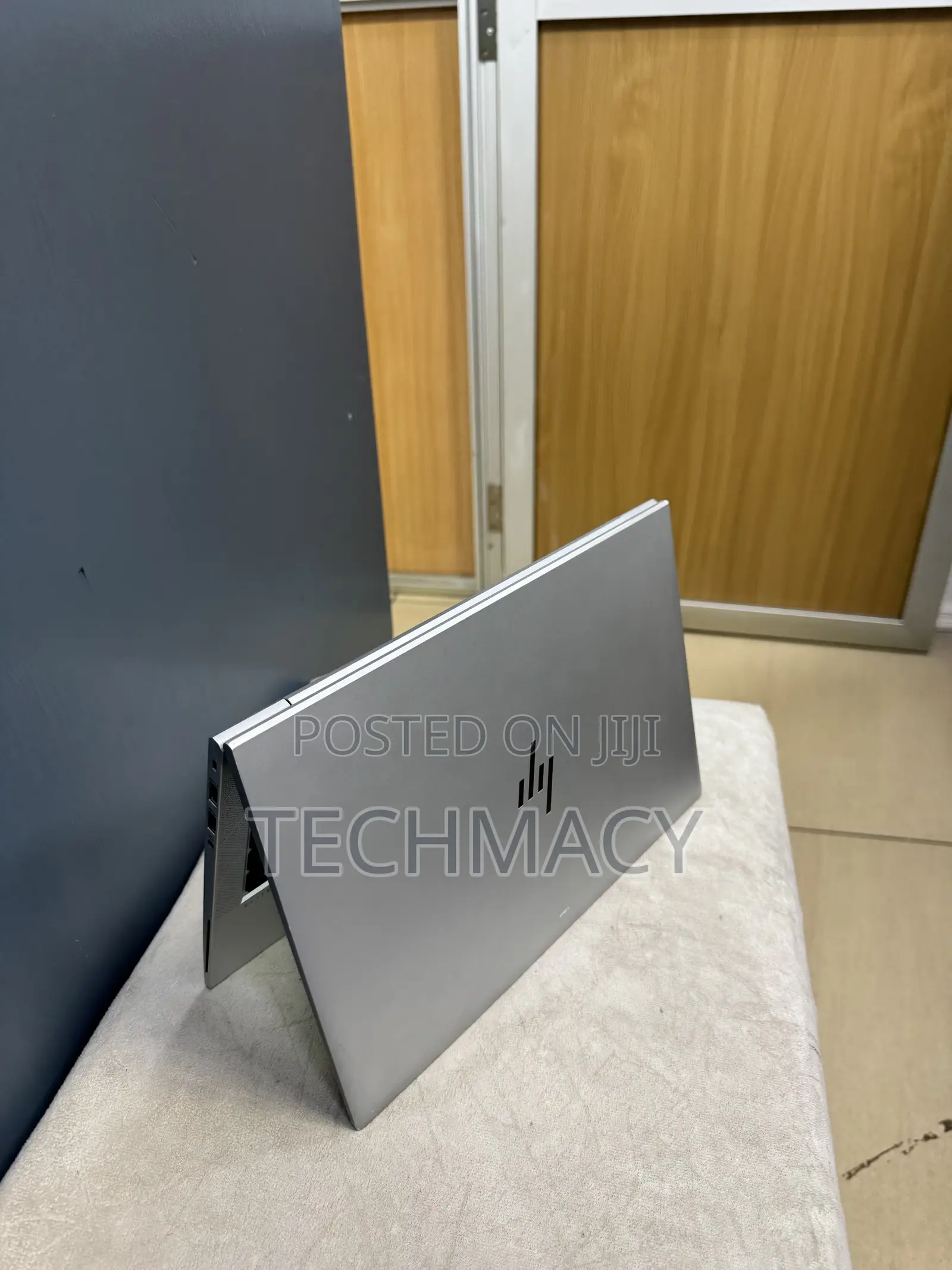 Laptop HP EliteBook 830 G8 16GB Intel Core i7 SSD 512GB
