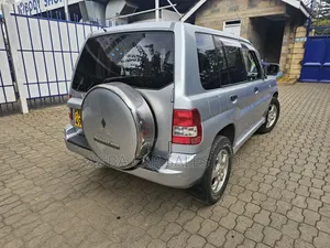Mitsubishi Pajero IO 2003 Silver