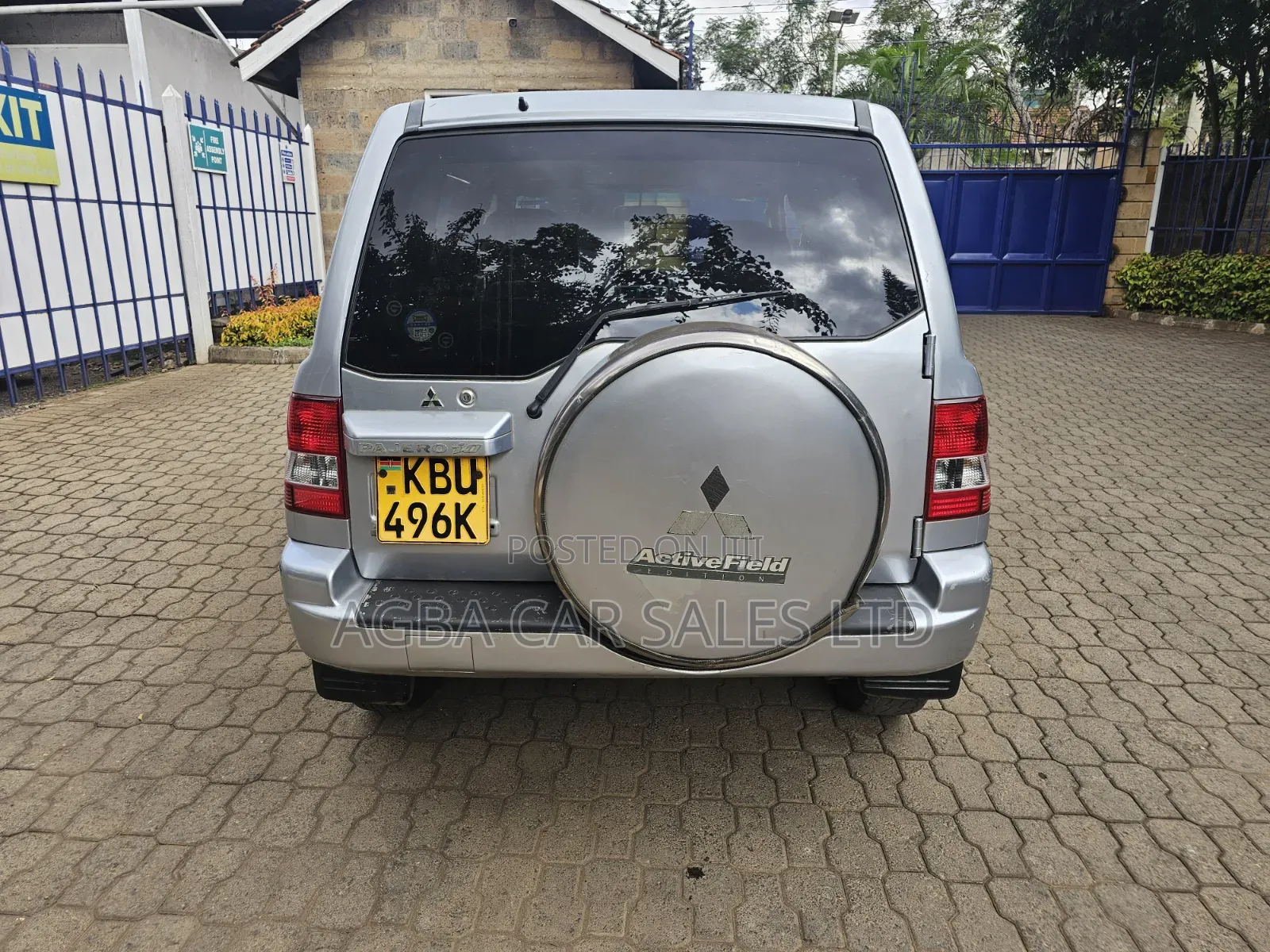Mitsubishi Pajero IO 2003 Silver