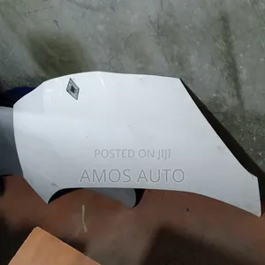Honda Fit Shuttle 2012 Bonnet
