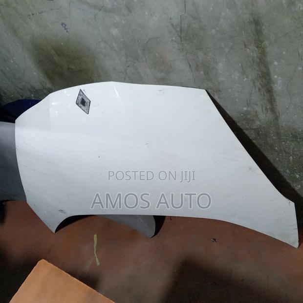 Honda Fit Shuttle 2012 Bonnet