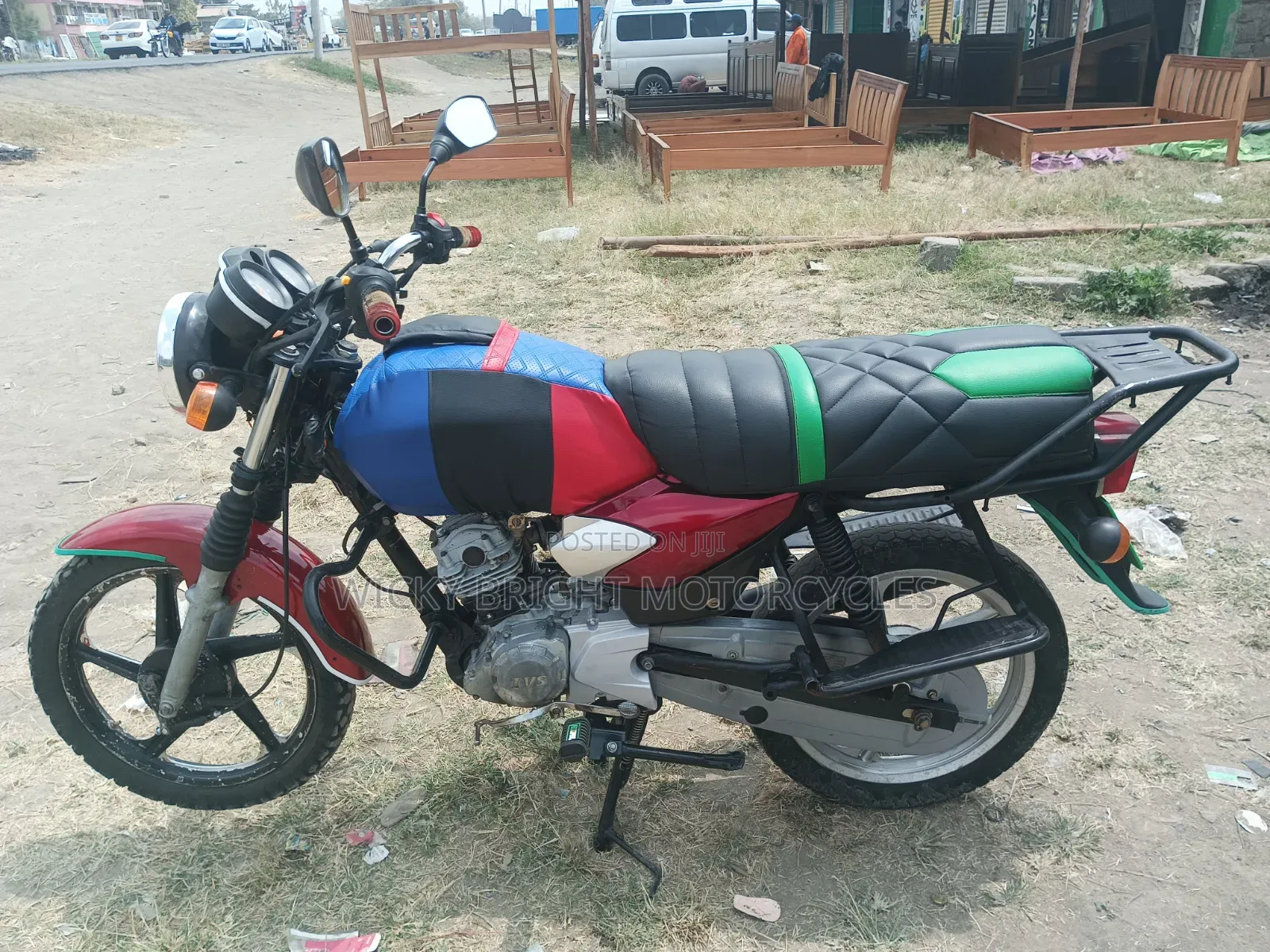 TVS HLX 125 2024 Red