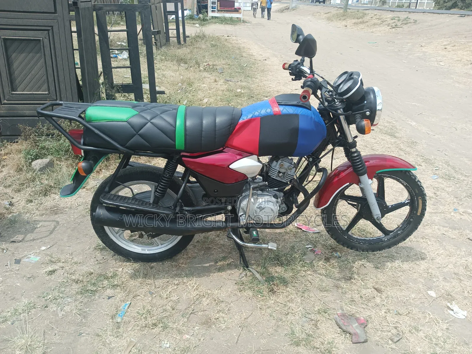 TVS HLX 125 2024 Red