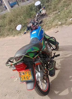 Honda CB 2021 Blue
