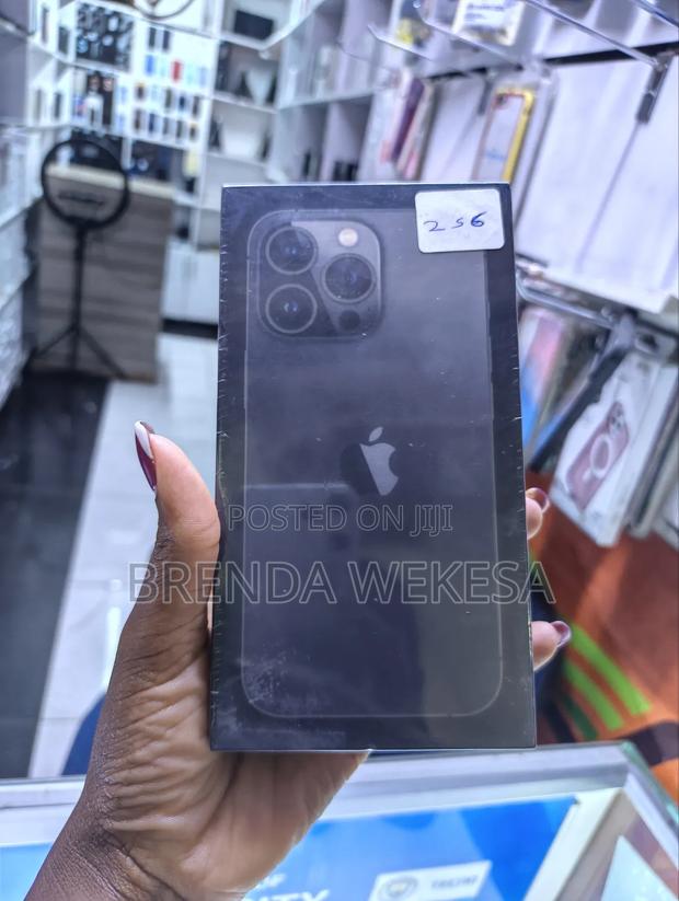 Apple iPhone 13 Pro 256 GB Black - thumbnail 4