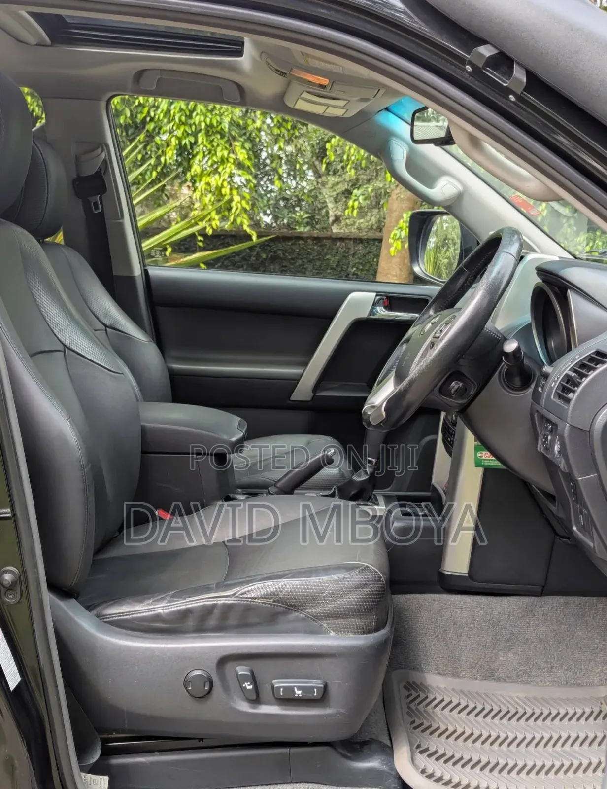 Toyota Land Cruiser Prado 2013 Black