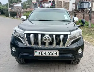 Toyota Land Cruiser Prado 2017 Black