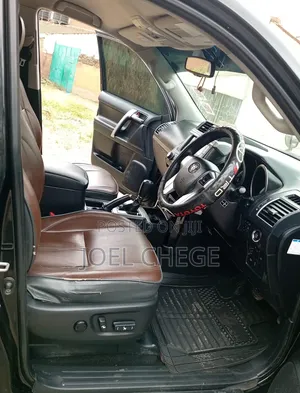 Toyota Land Cruiser Prado 2017 Black