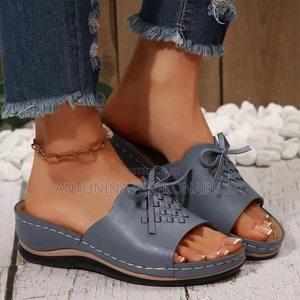 Ladies Leather Open Shoes - thumbnail 2