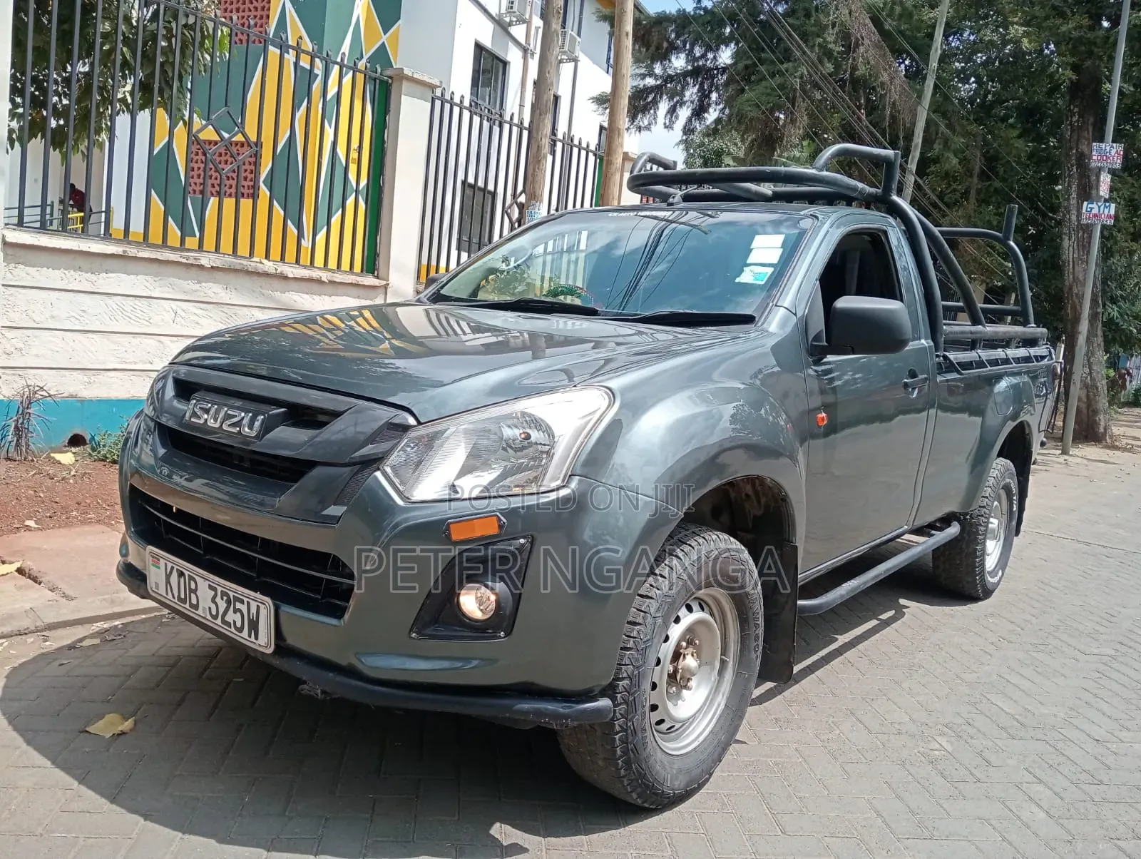Isuzu D-MAX 2022 Gray