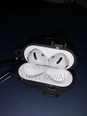 AirPods 4 ANC