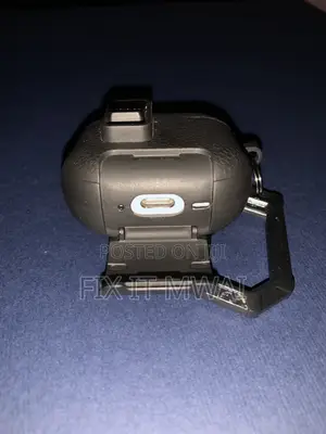 AirPods 4 ANC