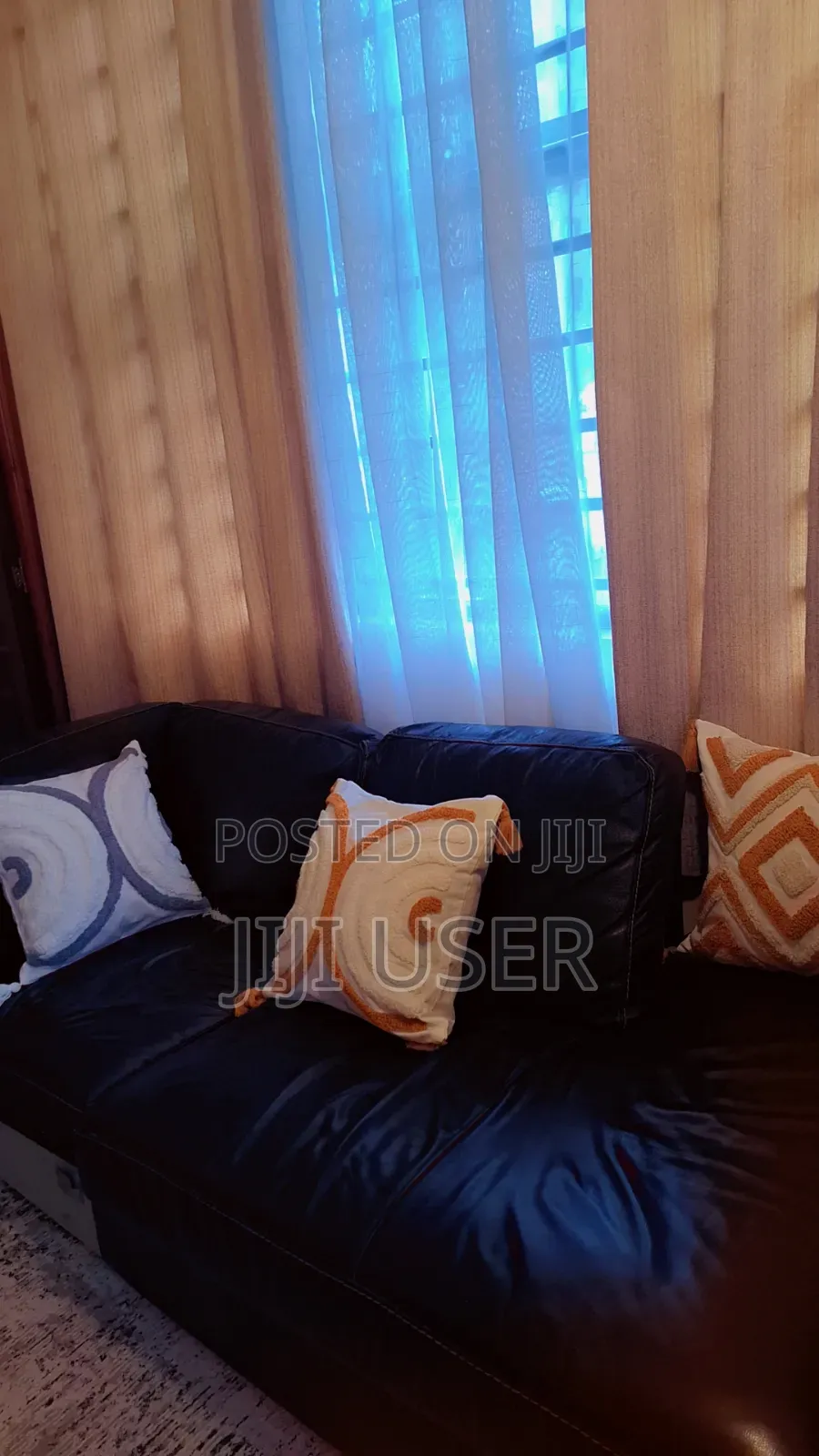 Airbnb /Accommodation