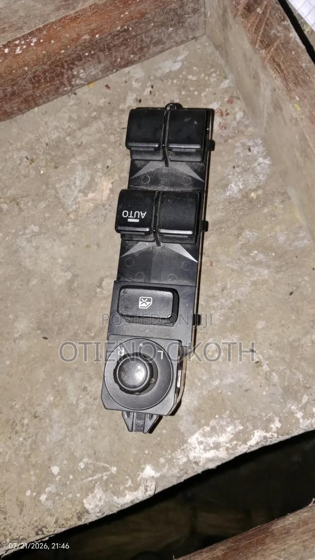 Mazda CX-5 Door Handle - thumbnail 2