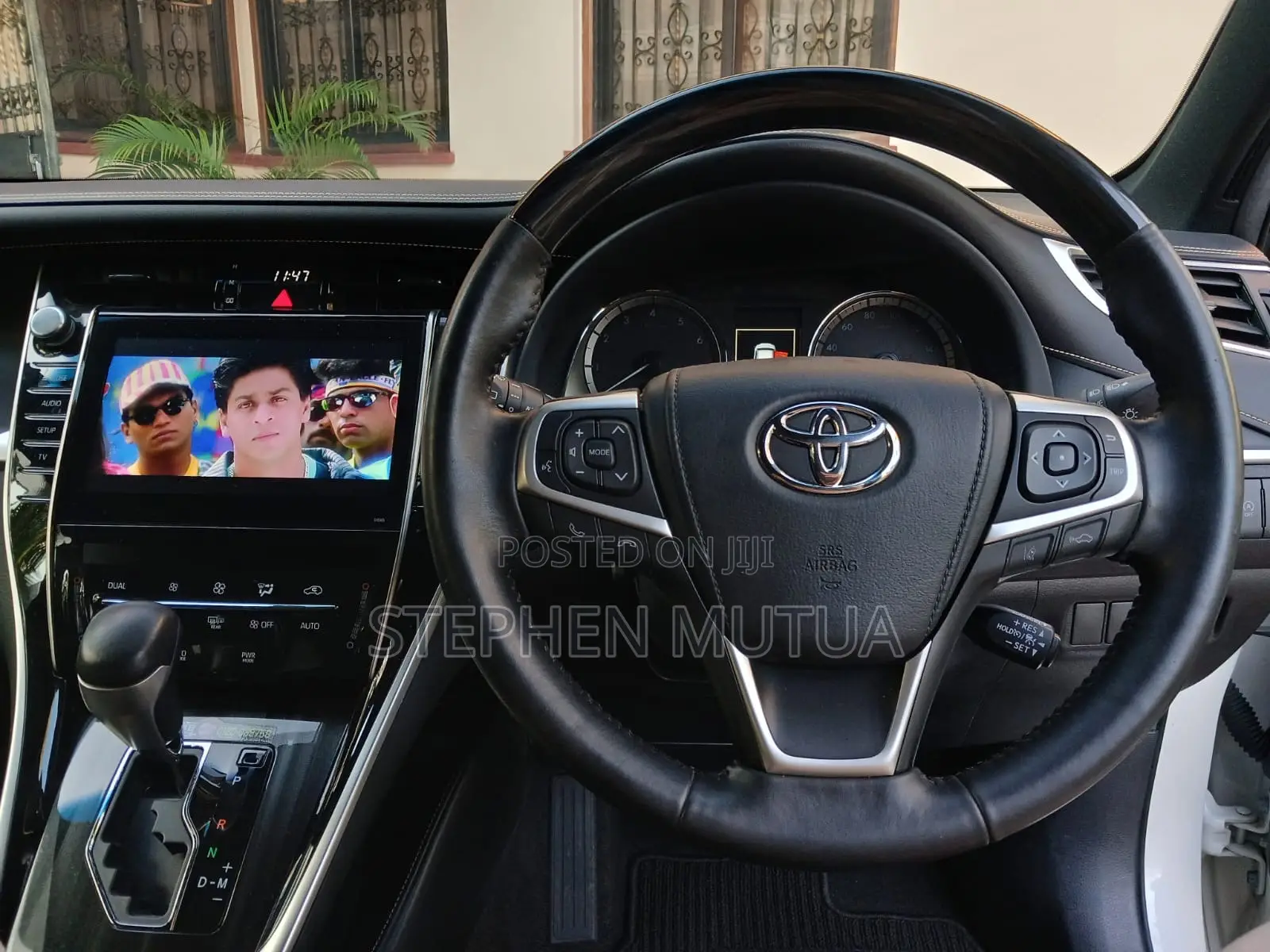 Toyota Harrier 2.0 2019 White