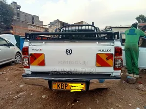 Toyota Hilux 2007 White