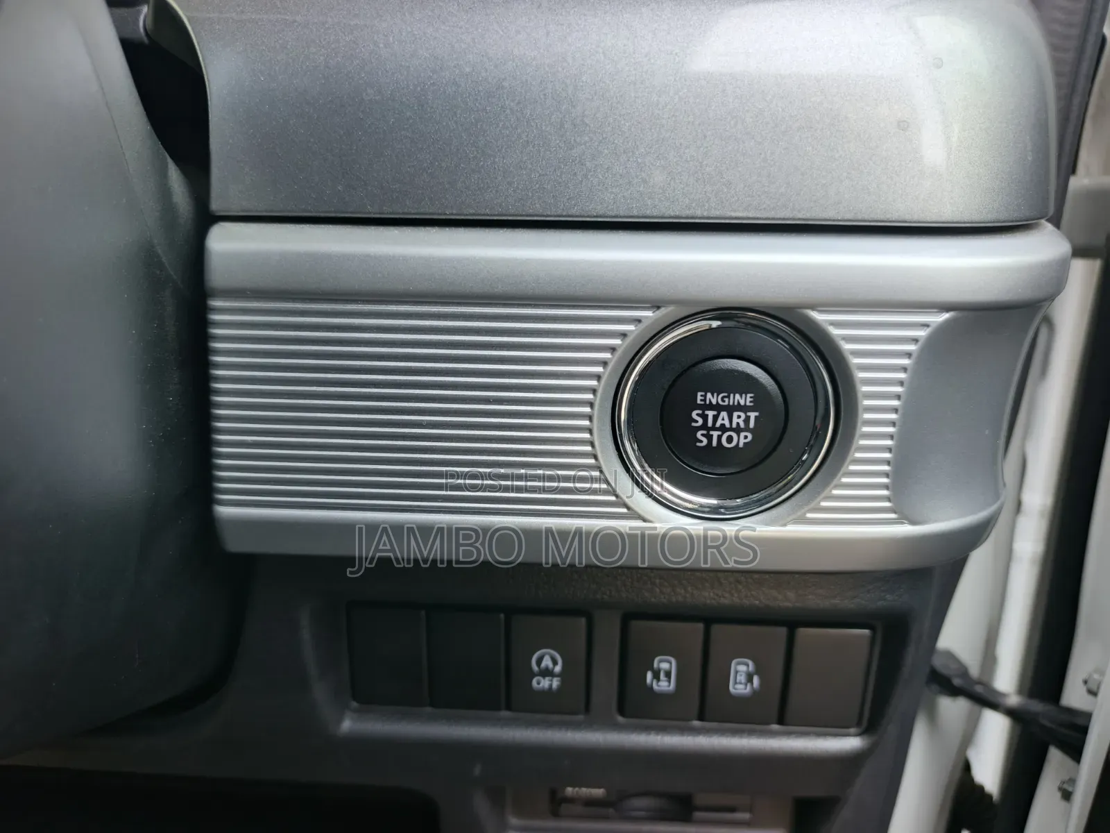 Suzuki Spacia 660 Hybrid FWD 2021 White